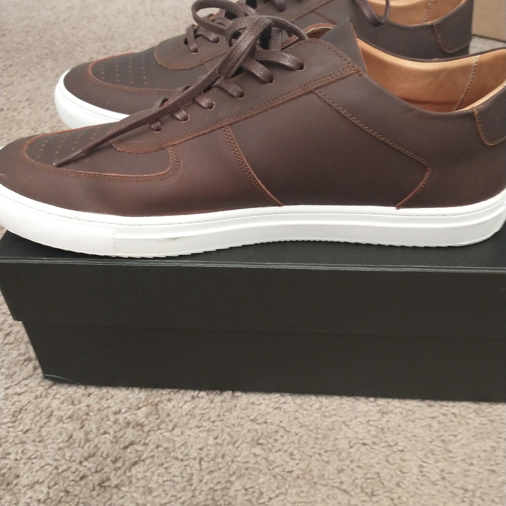 Men's shoes